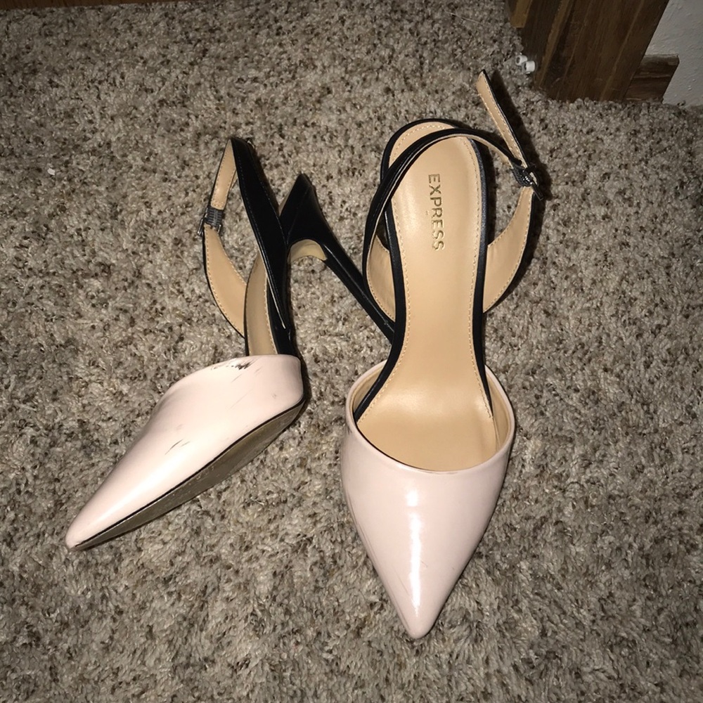 Express pumps - Picture 2 of 2